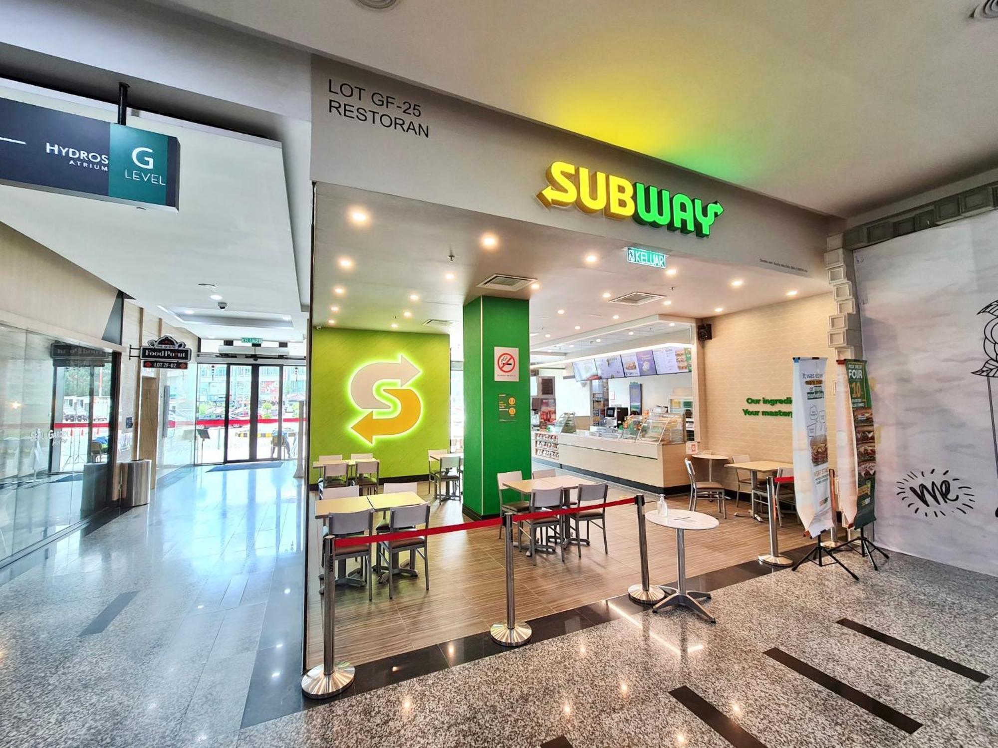 Theshore Luxury 4+1br Penthouse/8-12pax/pool Table/directtomall/jonker 10min Pangsapuri