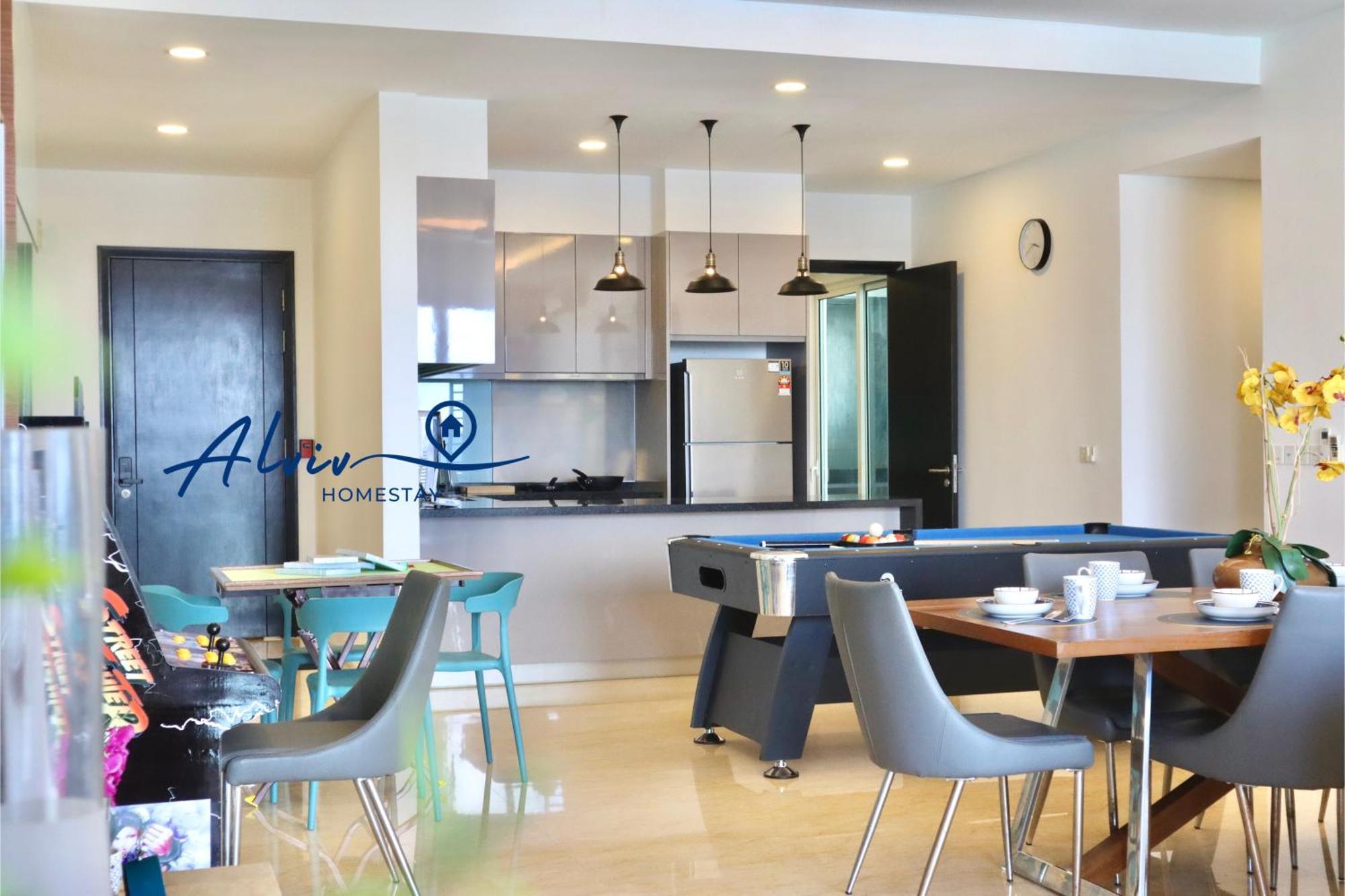 Theshore Luxury 4+1br Penthouse/8-12pax/pool Table/directtomall/jonker 10min *
