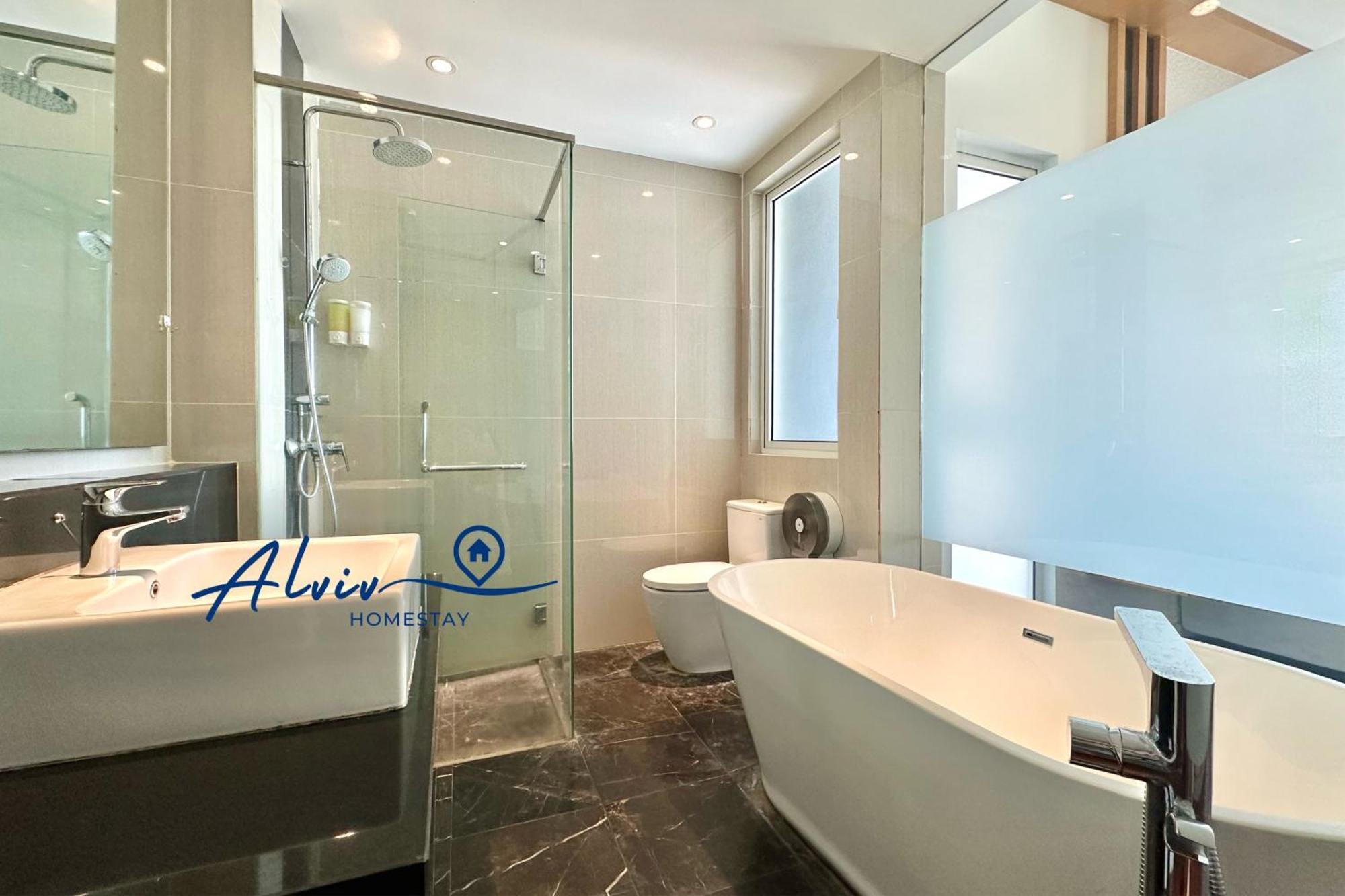 Apartment Theshore Luxury 4+1br Penthouse/8-12pax/pool Table/directtomall/jonker 10min *